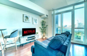 Convenient 1BR walk to CN Tower or Lake